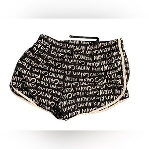 NWT Calvin Klein running shorts logo M